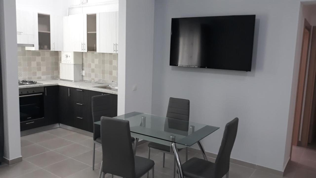 Casa Roxana Apartment Слатина Екстериор снимка